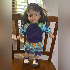 Madame Alexander Doll 18" Blonde Hair Brunette 2007